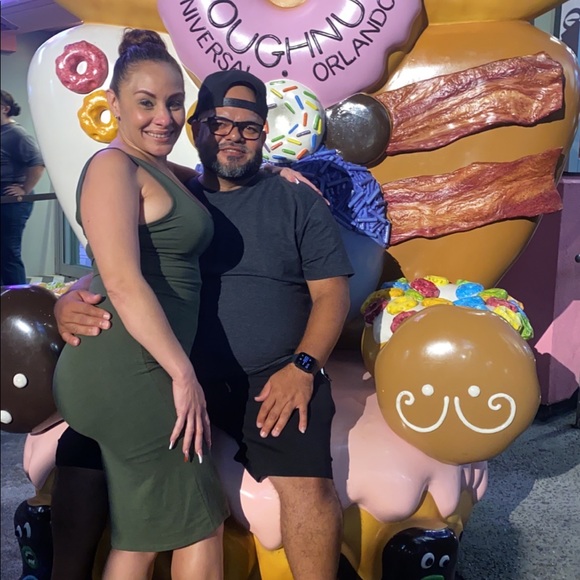 Meet your Posher, Alex - Picture 7 of 8